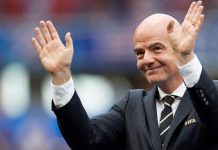 Jogadores que tapem a boca durante o Mundial serão expulsos com vermelho direto