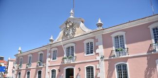 Câmara de Oeiras dá alojamento a 28 professores deslocados