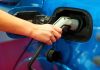 Tem um carro elétrico? Poderá ter de pagar para ajudar a manter as estradas